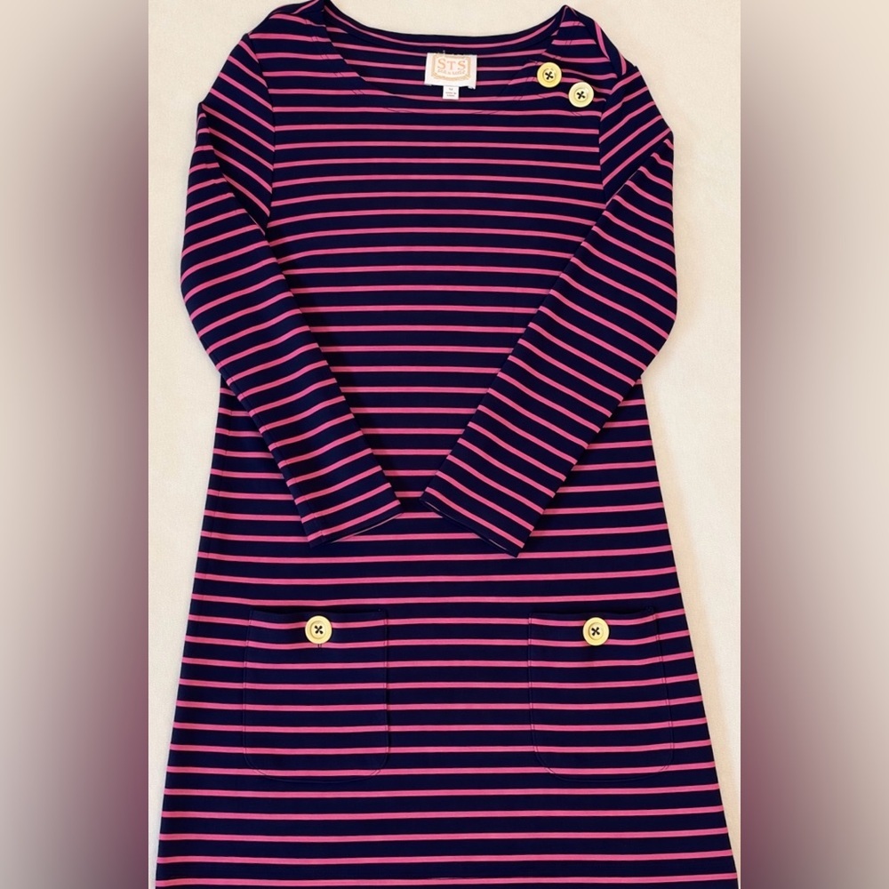 EUC! Sail to Sable Navy and Pink Striped Dress, sz M